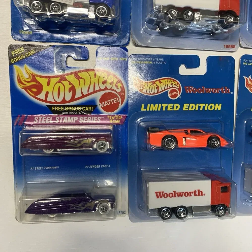 Hot Wheels Vintage 2-pack 90 year anniversary Ride Aid, Woolworth, Lucky Zender